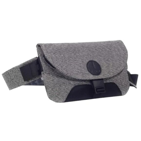 ALPAKA Air Sling Pro - Fidlock Magnetic Lock, Cut-proof, USB Charging Port - Picture 2 of 11